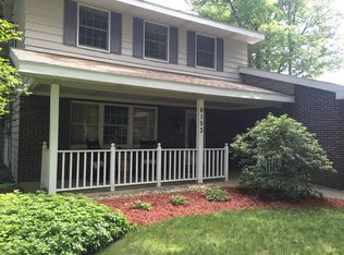 6153 Curtwood Rd, Ludington, MI 49431