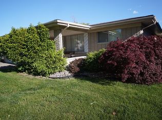 3048 Barton Dr, Sterling Heights, MI 48310