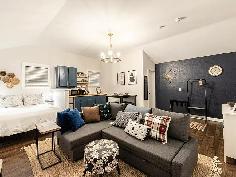 Tv - lounge - living area