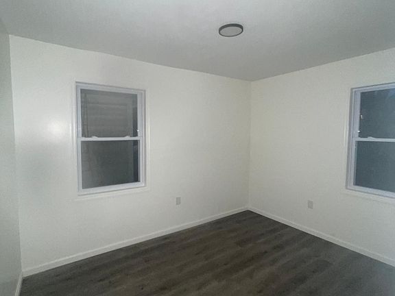 5th image of 528 Norwood St #A