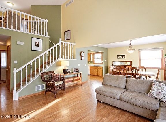 5th image of 2627 Ronald Dr