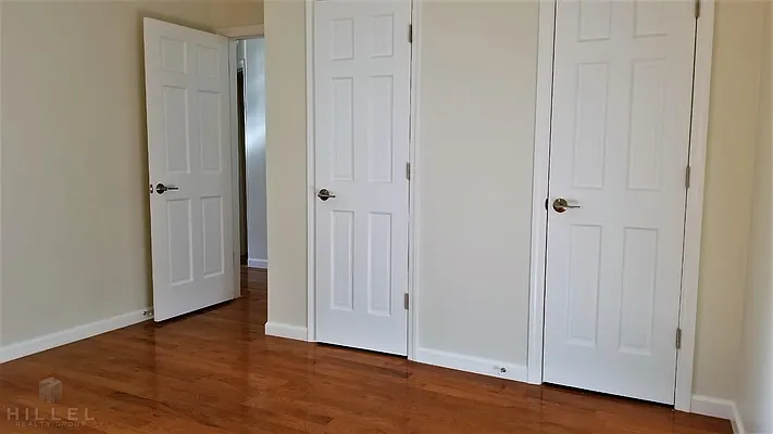 Rented by Hillel Realty Group | media 22