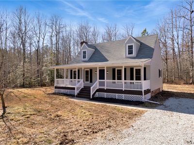 13600 Bradley Bridge Rd, Chester, VA, 23831