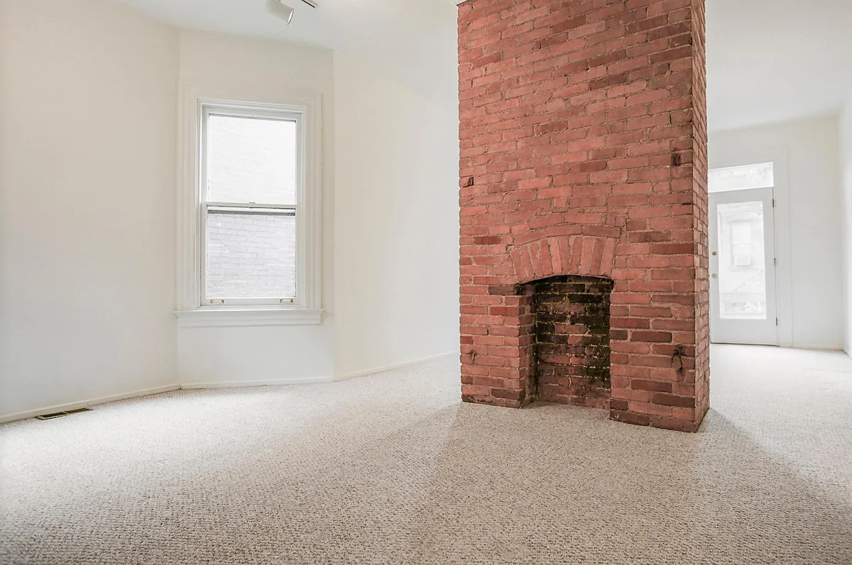Building Photo - 6356 Marchand St #2