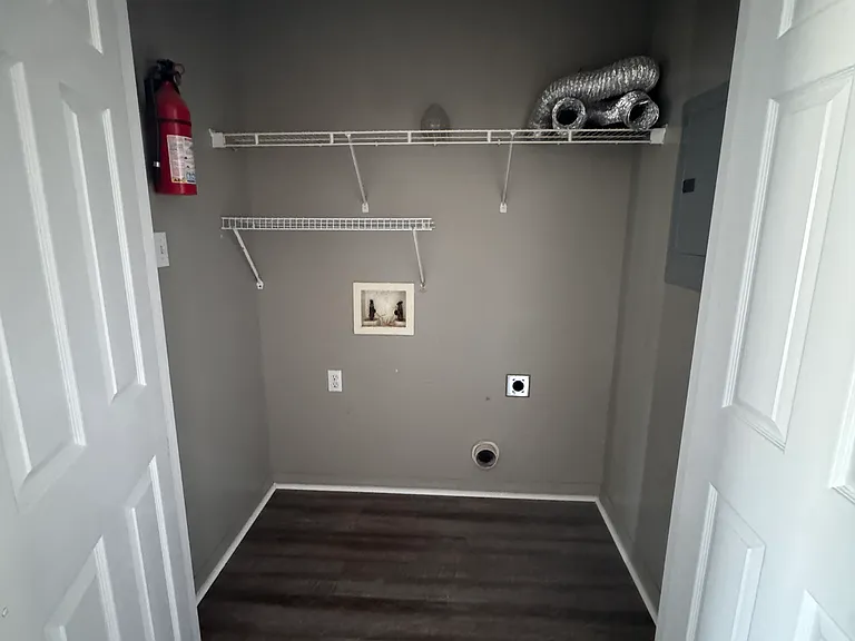 StoneBridge Apartments — Photo 7