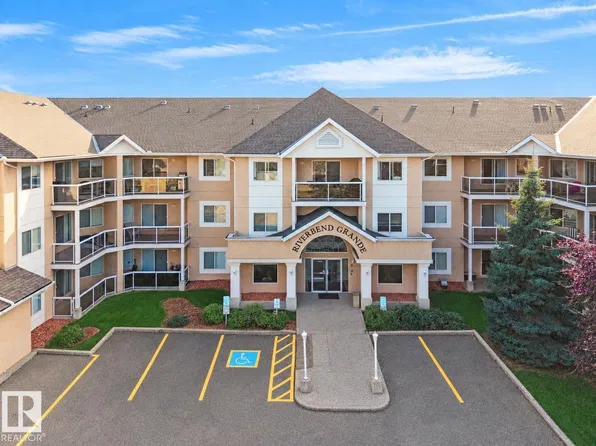 911 Rabbit Hill Rd NW Unit 115, Edmonton, AB T6R 2S7