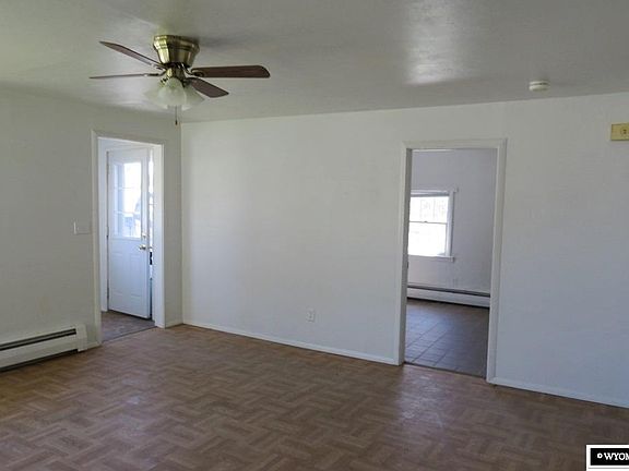 4th image of 515 W Park Ave