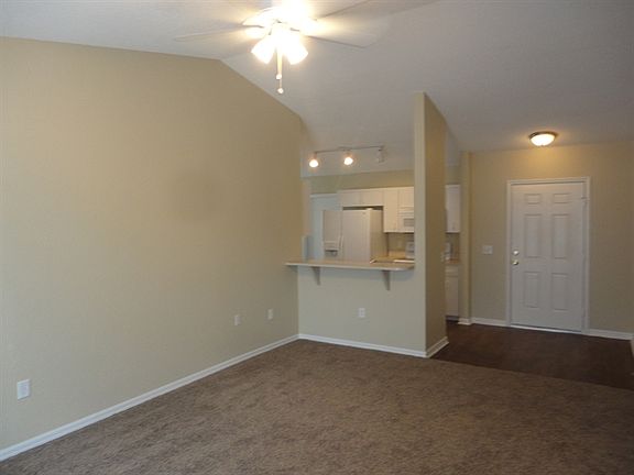 3rd image of 4657 Copper Ln