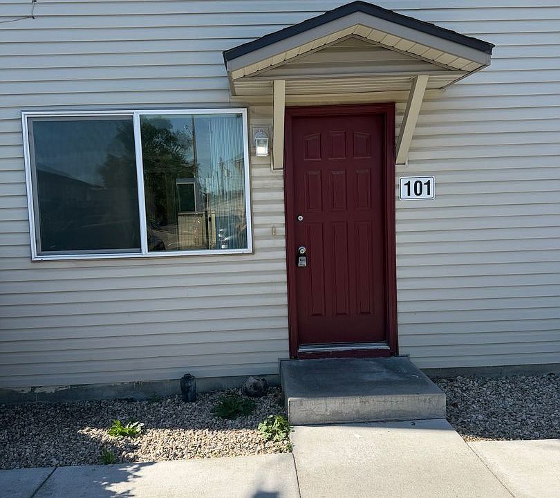 1st image of 1228 S Juniper St APT 101
