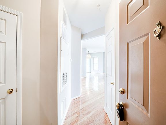 3rd image of 5982 Founders Hill Ct