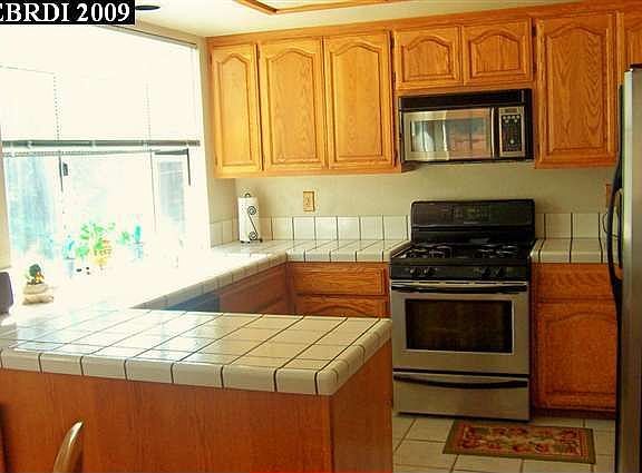 5th image of 2266 Highgate Dr