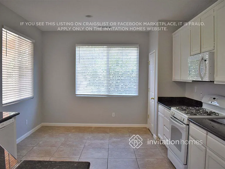 1866 Leaning Oak Dr — Photo 7