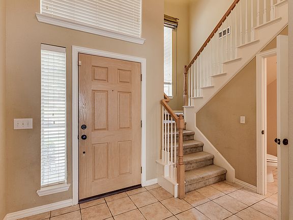 5th image of 4836 New Forest Dr