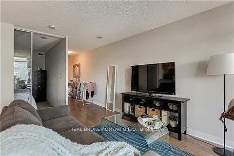 4K Spadina Ave #1010 — Photo 12