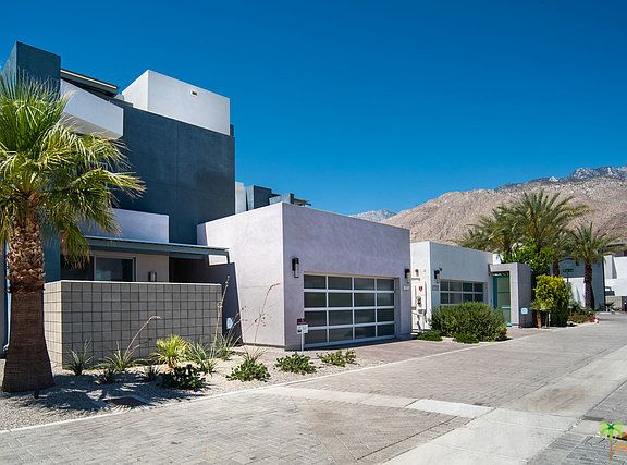 3rd image of 1055 Ziel Dr