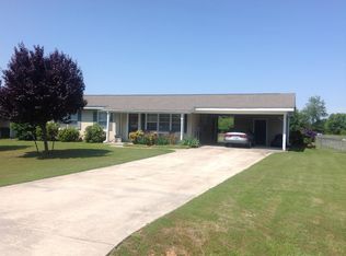 193 Agua Dr, Hazel Green, AL 35750