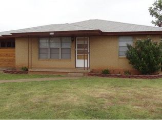 217 Fleming St, Cordell, OK 73632