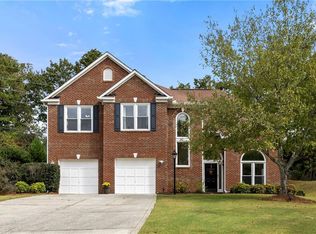 8040 Magnolia Way, Roswell, GA 30075