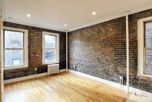 Rented by REAL New York | media 10