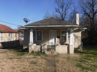 605 S High St, Neosho, MO 64850