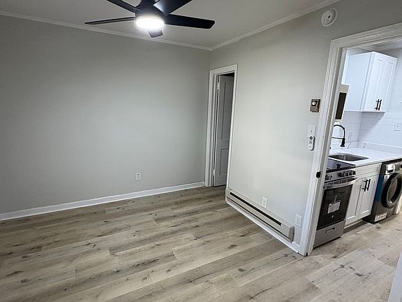 5th image of 717 Chestnut St APT B