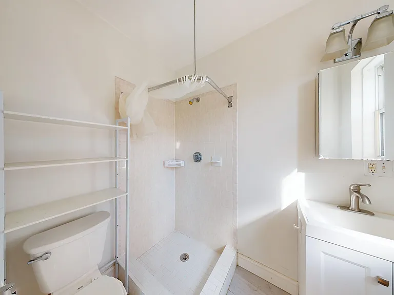 38 Hemenway St #33 — Photo 7