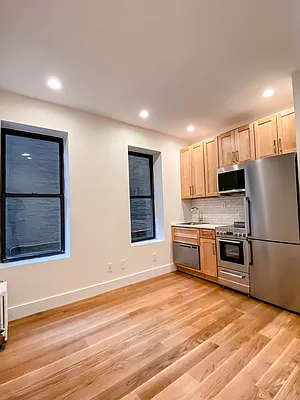 Rented by Compass | media 9