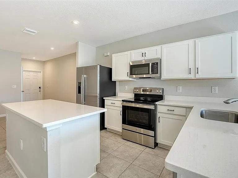 14244 Crimson Ave — Photo 9