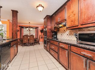 7347 Berry Hill Dr, Gainesville, GA 30507