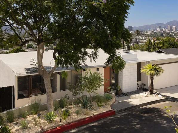 1225 Oberlin Dr, Glendale, CA 91205