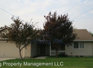 652 NE Fieldstone Ln, Prineville, OR 97754