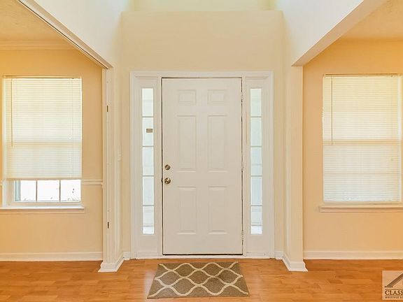 5th image of 529 Windsong Lake Dr