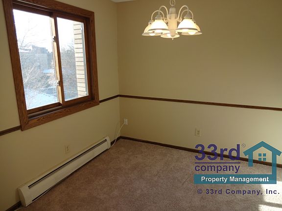 3rd image of 2690 Oxford St N APT 233