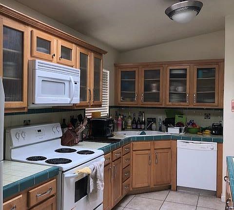 Kitchen with tons of cabinet space