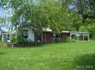 5508 Parkersburg Rd, Reedy, WV 25270