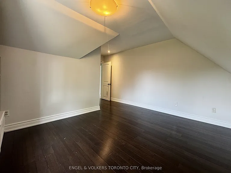 185 Rumble Ave #2 — Photo 3