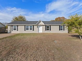 275 Anna Hobbs Ln, Eddy, TX 76524