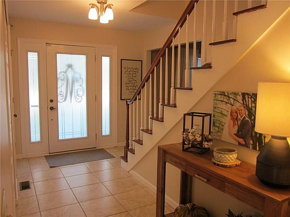 2nd image of 2955 Hickorywood Dr