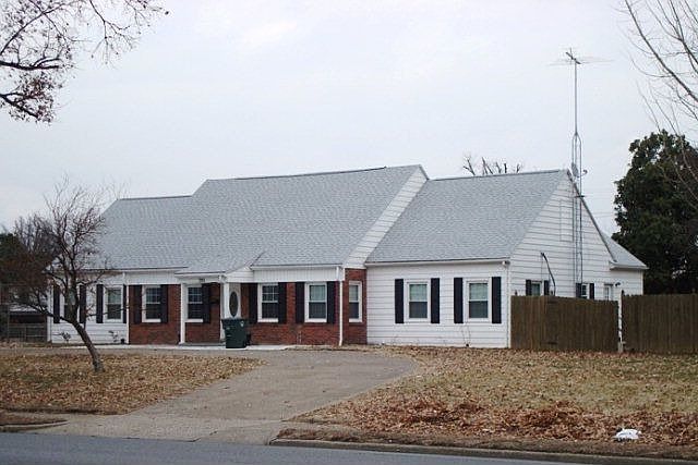 1st image of 2811 Frederica St