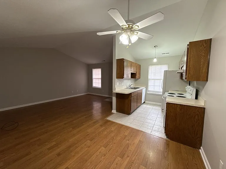 3928 Booker Ave — Photo 5