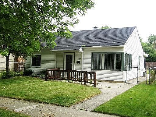 1st image of 17127 Lorenz Ave