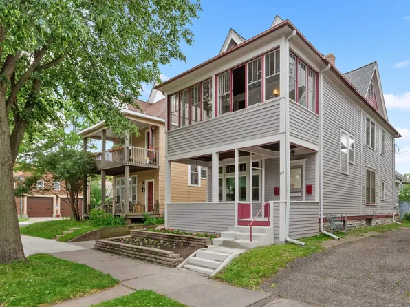 89 Victoria St N, Saint Paul, MN 55104