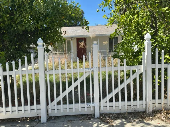 14073 Beaver St, Sylmar, CA 91342
