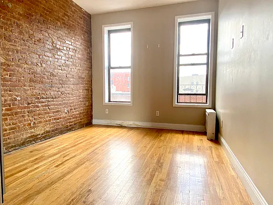 Rented by Corcoran | media 27