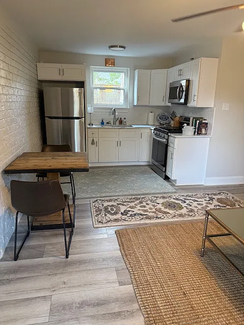 Building Photo - 4251 Cypress St #2