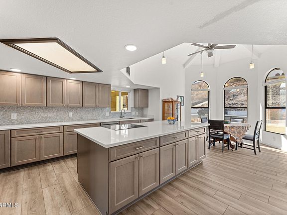 2nd image of 1031 W INDIAN HILLS Place