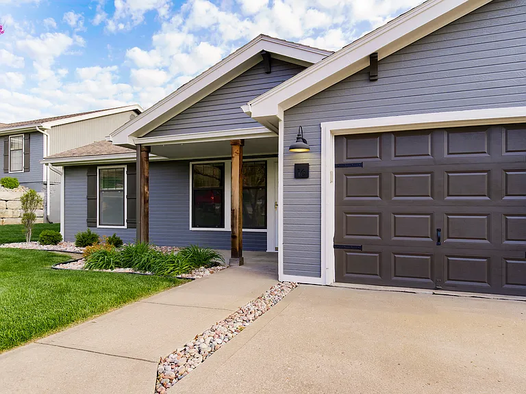 24 Wallingford Dr #24 — Photo 28