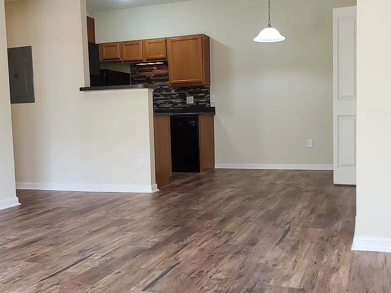 Residences at Northgate Crossing — Photo 45