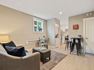 9110 Redmond Woodinville Rd NE UNIT 104, Redmond, WA 98052