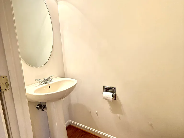 4028 Heatherstone Ct — Photo 12